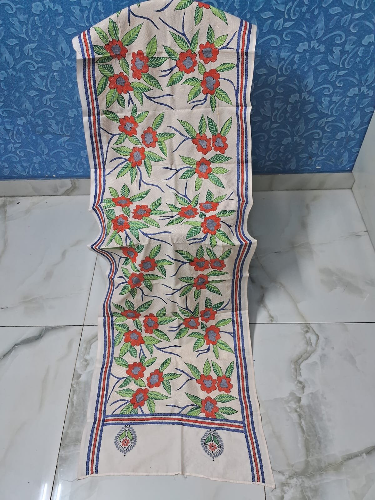 kantha_stitch_stole_or_scarf_dt005