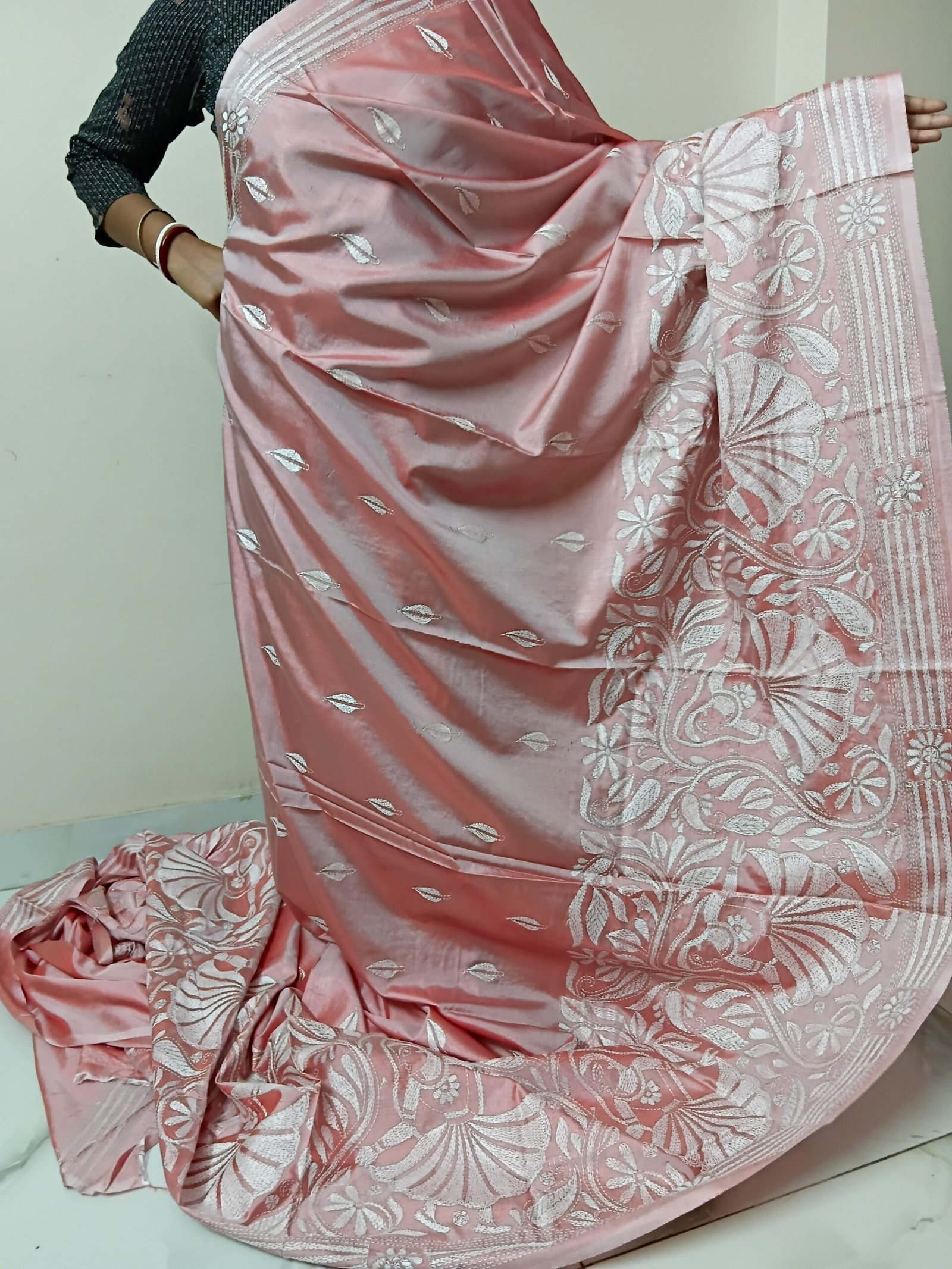 Pink Silk Kantha Stitch Saree. Handmade Kantha stitch blended Bangalore silk saree featuring intricate hand embroidery and traditional Bengal Kantha motifs. This elegant Indian saree showcases detailed running stitch work, rich texture, and artisanal craftsmanship, making it ideal for festive occasions, weddings, ethnic wear, special events, and gifting.