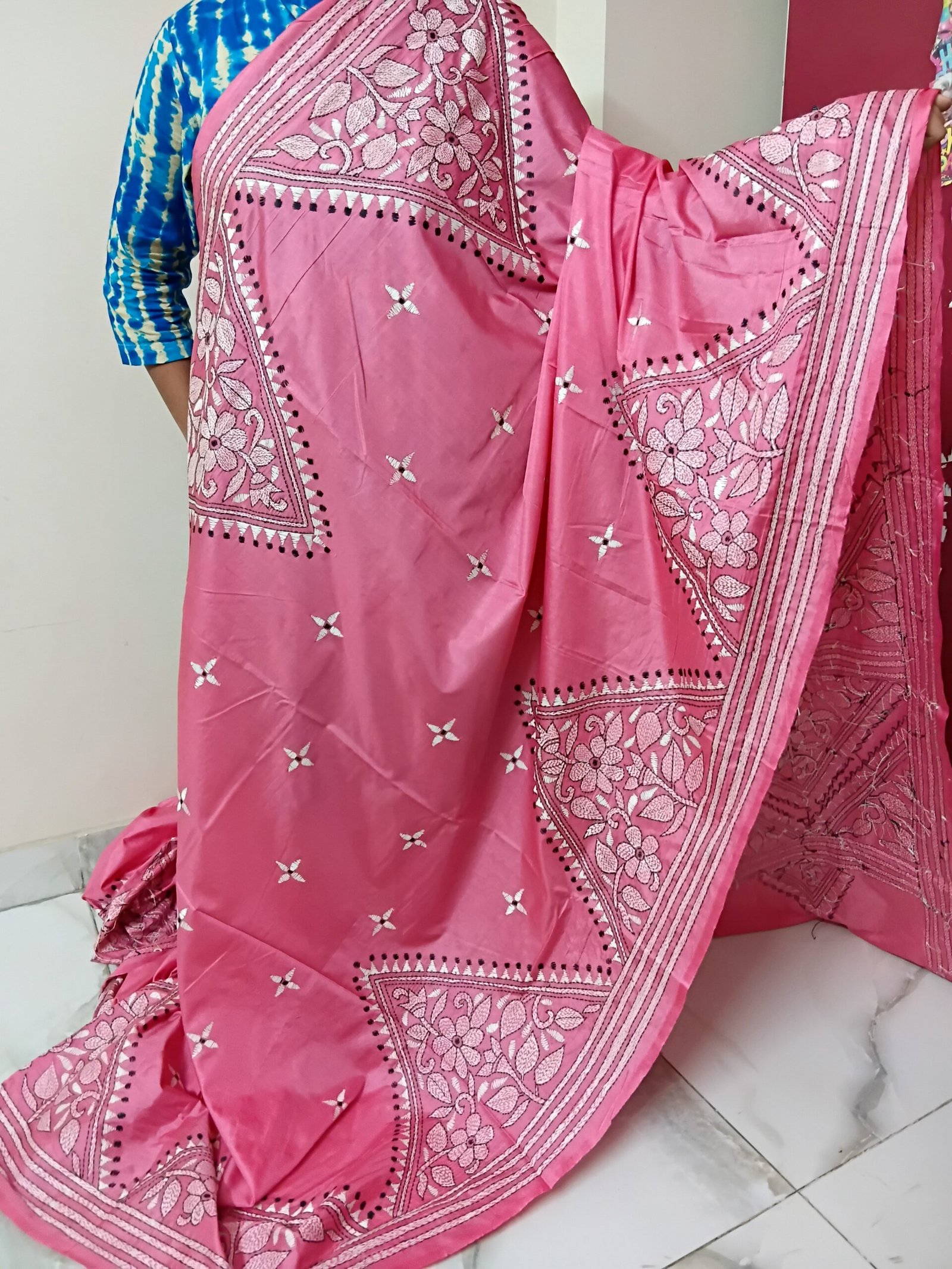 Pink Floral Kantha Stitch Saree on Blended Bangalore Silk % Full view of pink handcrafted floral Kantha stitch saree