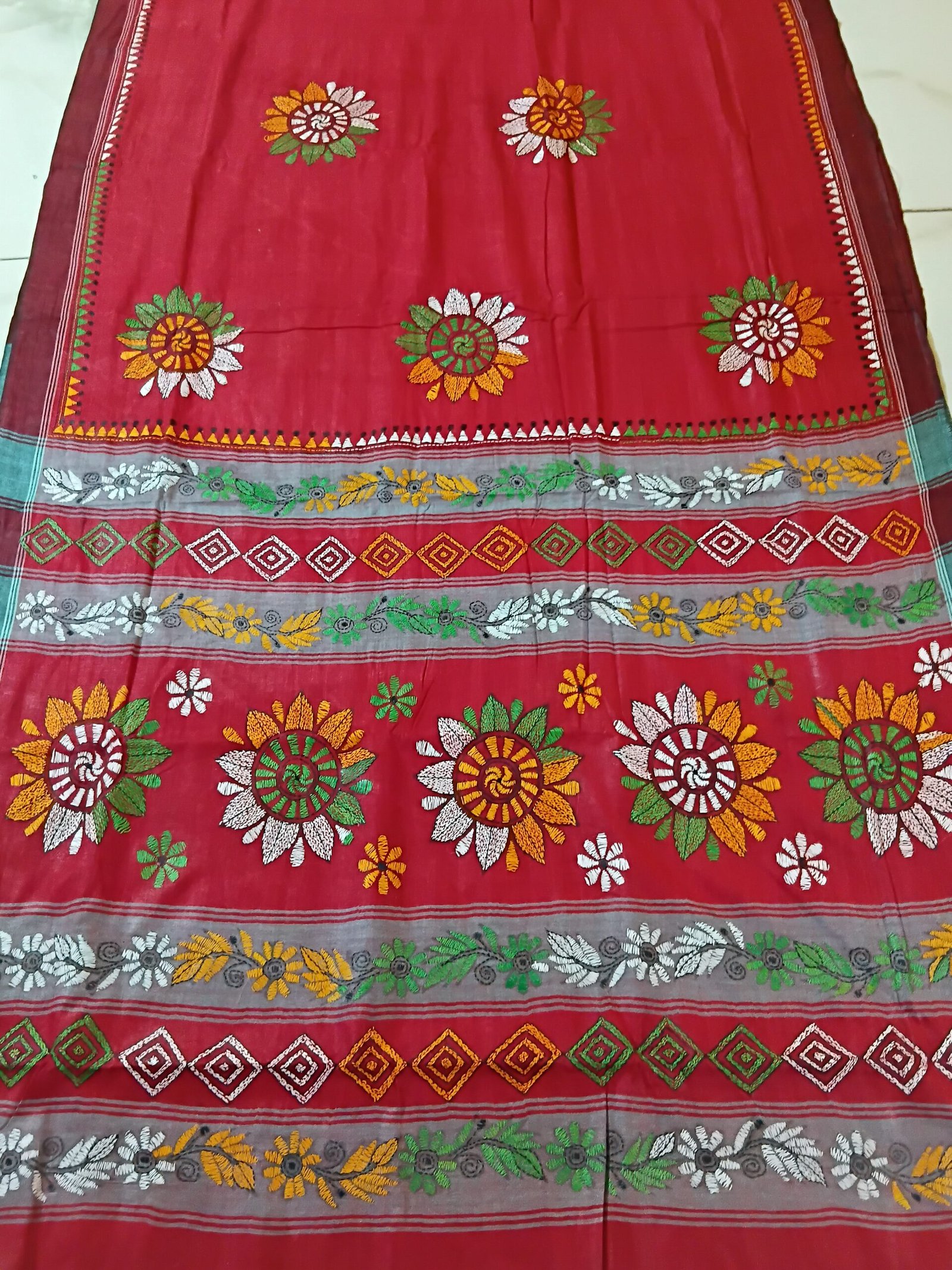 Red Cotton Kantha Stitch Saree % Red Bengal cotton saree with artistic Kantha stitch patterns